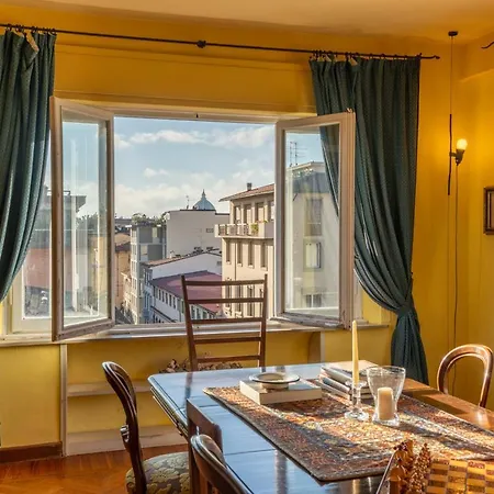 Apartment Golden Renaissance