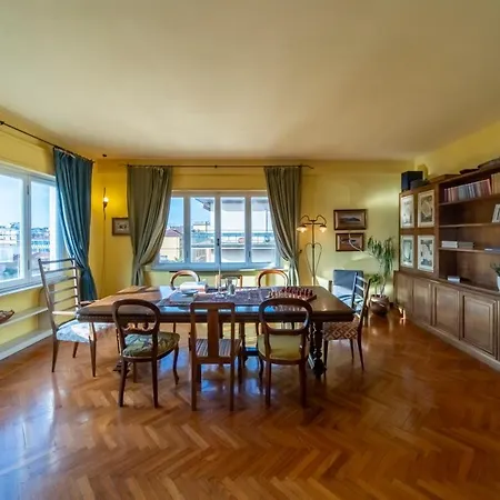 Apartment Golden Renaissance *